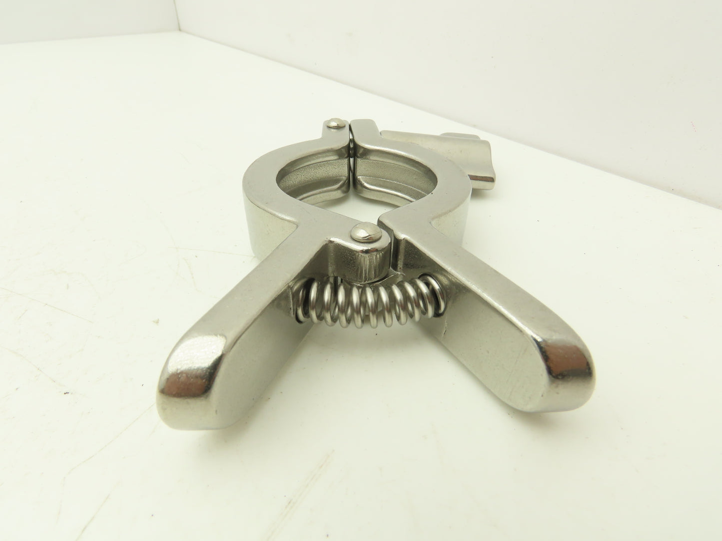 Dixon 13MHHM-Q100150 Squeeze Clamp Sanitary SS 1" to 1-1/2" Pipe Lot of 6
