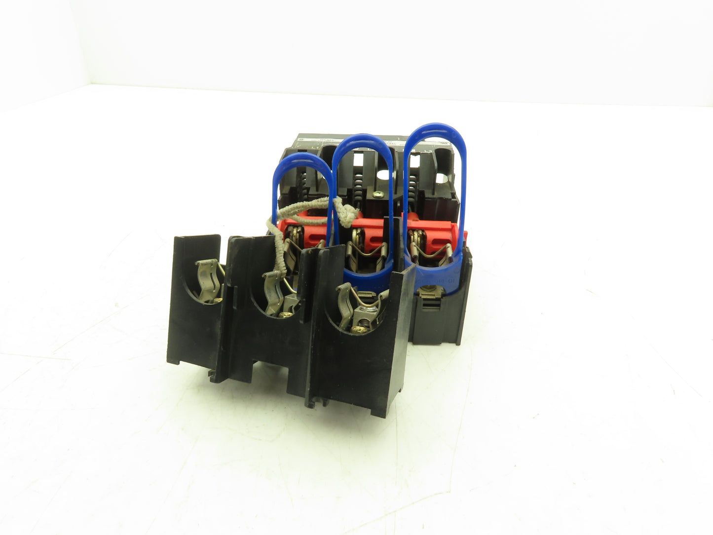 Square D 9422ATCF331 Disconnect Switch 30/60 Amp 600V Fuse Holder Only-No Handle