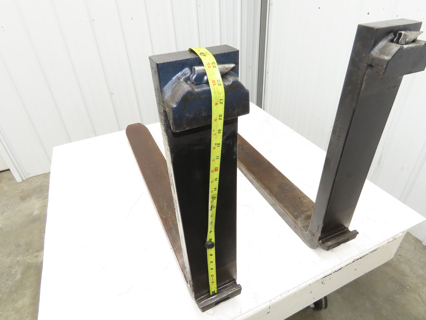 1412002R 4-3/4x42" Class 3 Steel Forklift Forks 20" Carriage 1-Pair HX1650X500