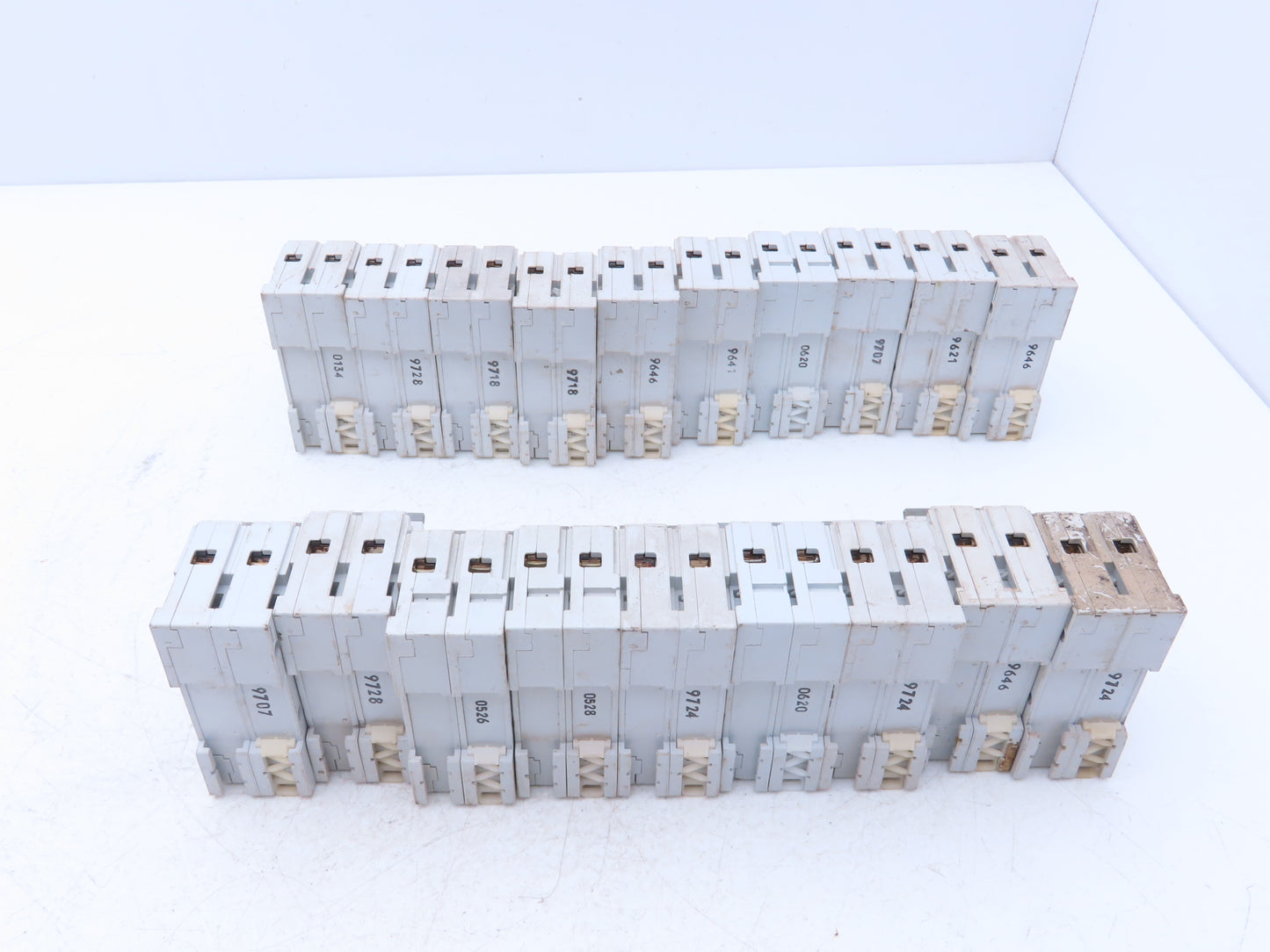 Allen Bradley 1492-CB2-G050 Circuit Breaker 2 Pole 5A 480VAC Lot of 19