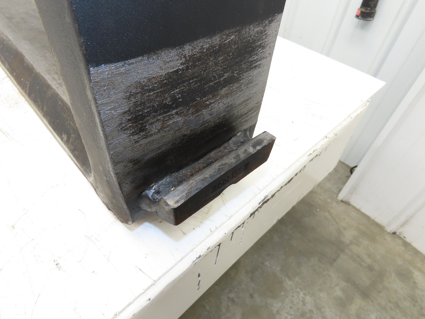 Cascade 7049567 6 X 48" Class 3 Steel Forklift Forks 20" Carriage Tapered