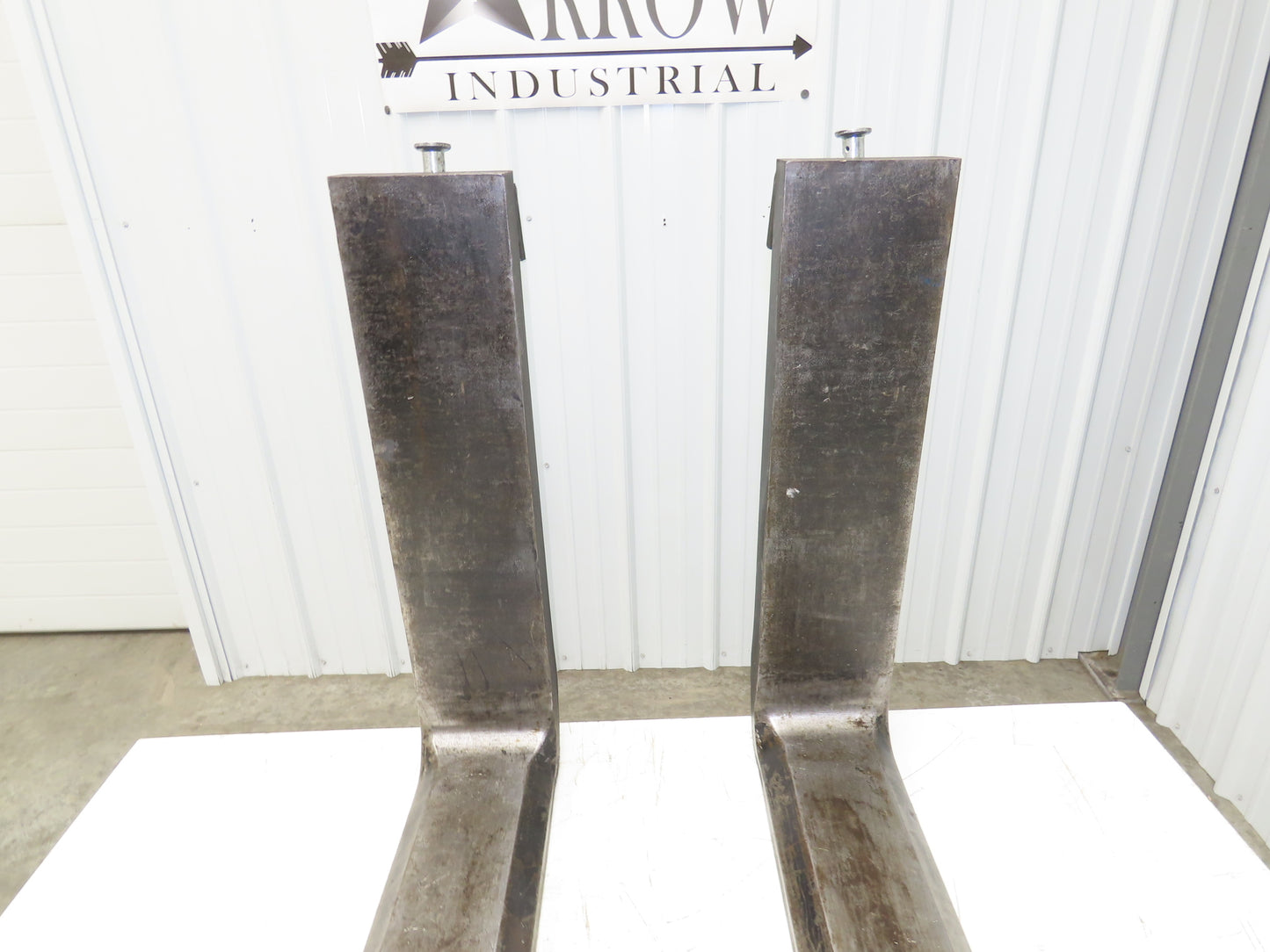 Cascade 7049567 6 X 48" Class 3 Steel Forklift Forks 20" Carriage Tapered