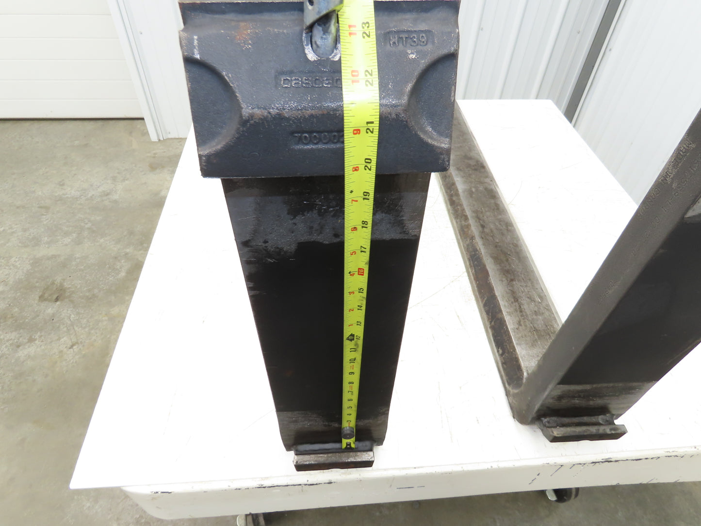 Cascade 7049567 6 X 48" Class 3 Steel Forklift Forks 20" Carriage Tapered
