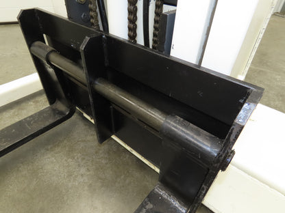 Crown 15BT Straddle Pallet Stacker Forklift 1400 lb 110" 12V Lift Manual Push