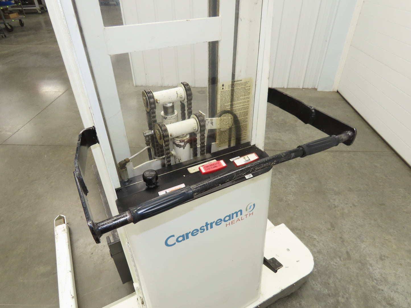 Crown 15BT Straddle Pallet Stacker Forklift 1400 lb 110" 12V Lift Manual Push
