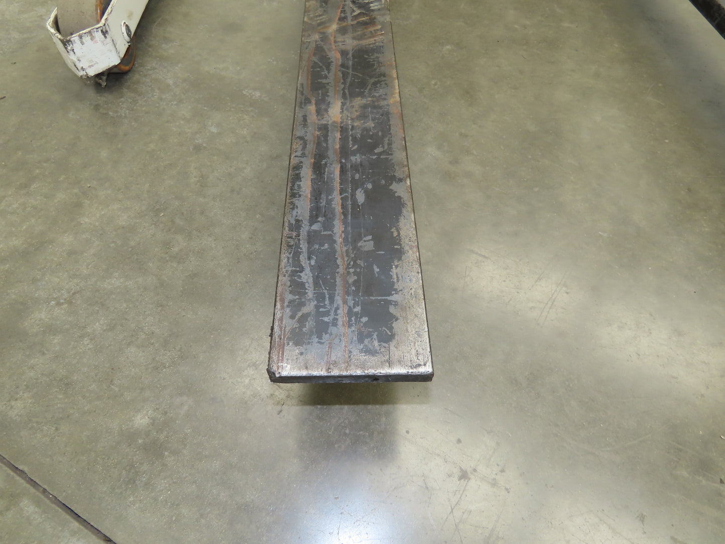 Crown 15BT Straddle Pallet Stacker Forklift 1400 lb 110" 12V Lift Manual Push