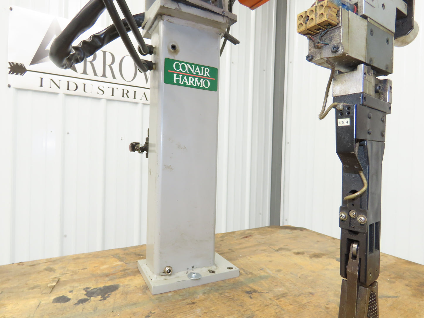 Conair Martin EX Series Spruce Picker Injection Molding Product Picker Ejector