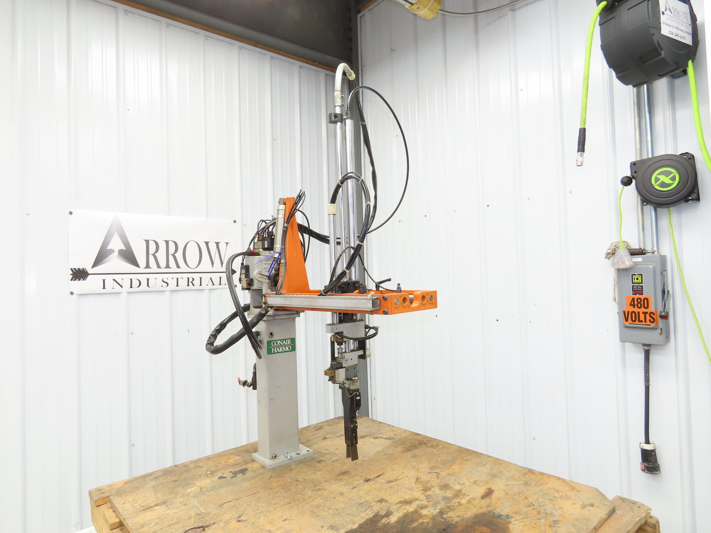 Conair Martin EX Series Spruce Picker Injection Molding Product Picker Ejector