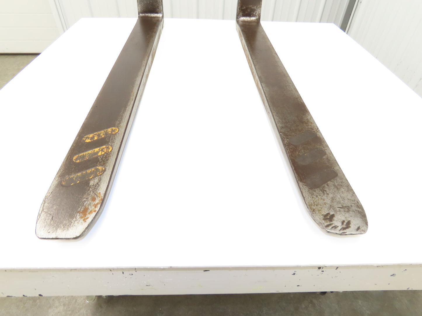 Crown 75324-3 4x42" Class 2 Steel Forklift Forks 16" Carriage 1-Pair 1500X24