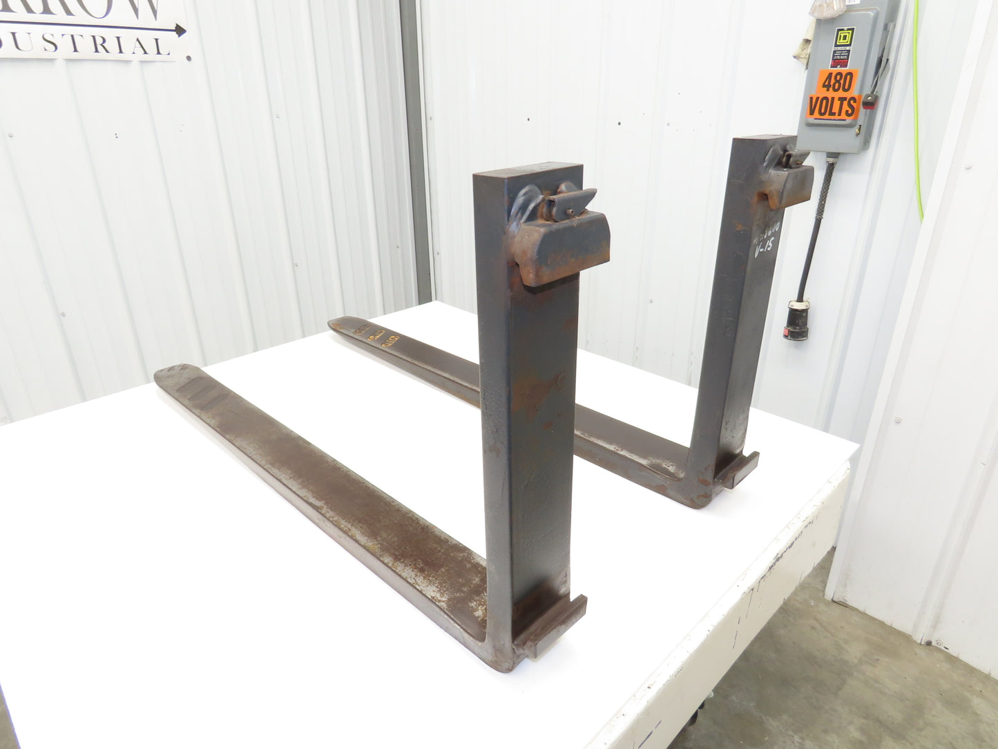 Crown 75324-3 4x42" Class 2 Steel Forklift Forks 16" Carriage 1-Pair 1500X24