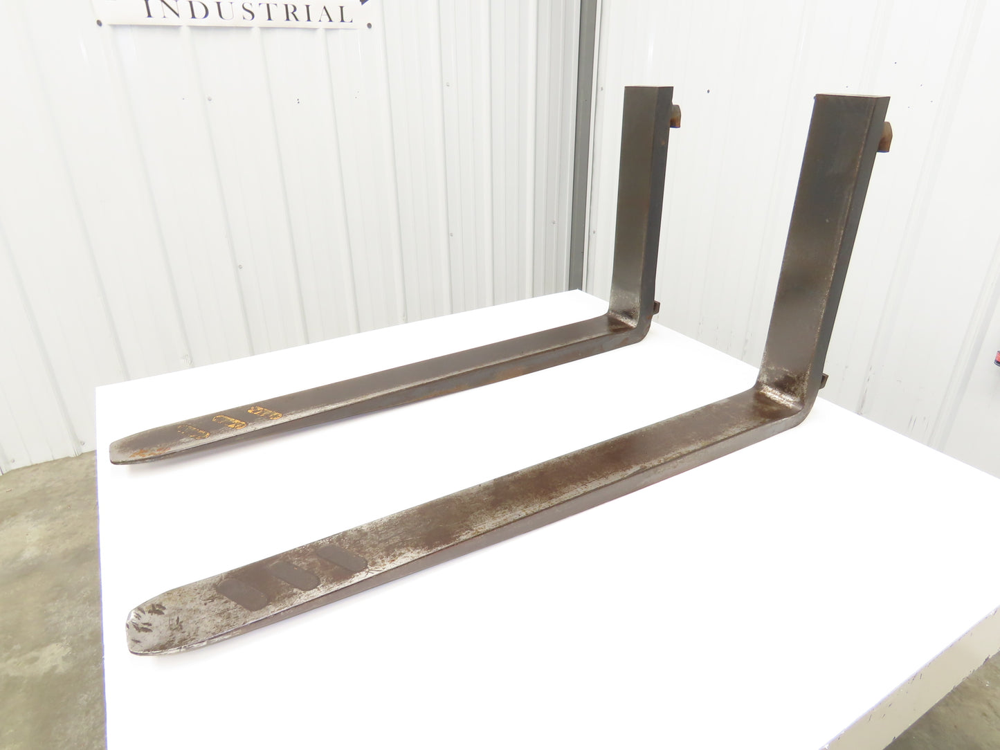 Crown 75324-3 4x42" Class 2 Steel Forklift Forks 16" Carriage 1-Pair 1500X24