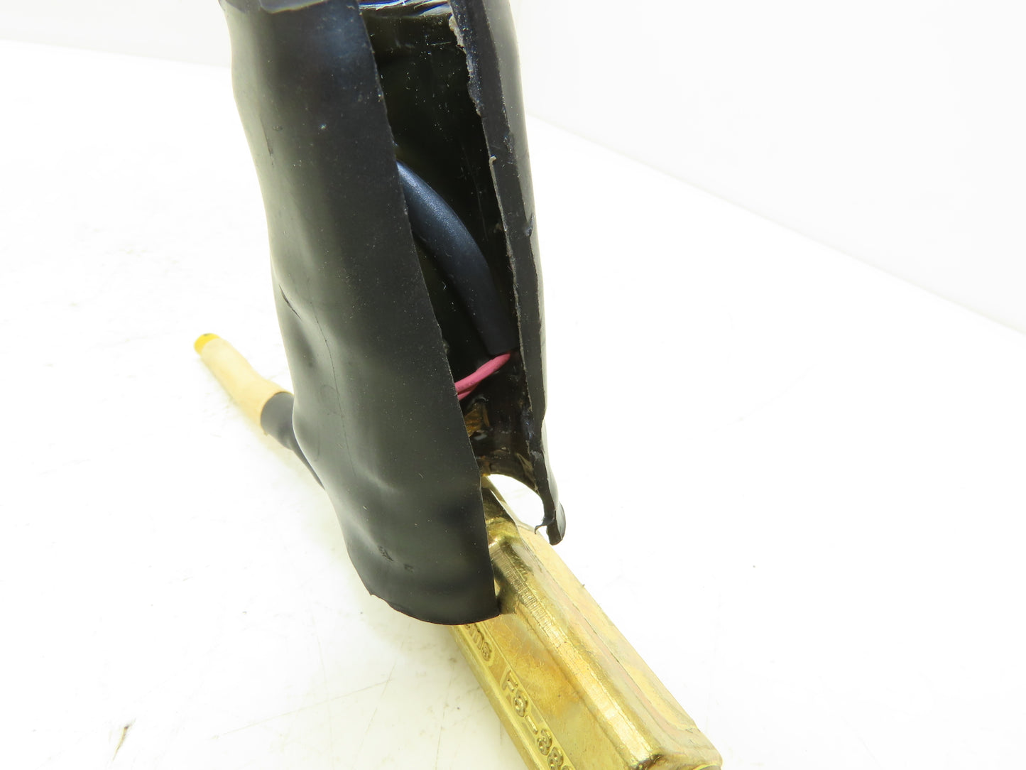 Gems Sensor 168432 FS-380 Liquid Flow Switch 3/8"NPT  New Take-Off