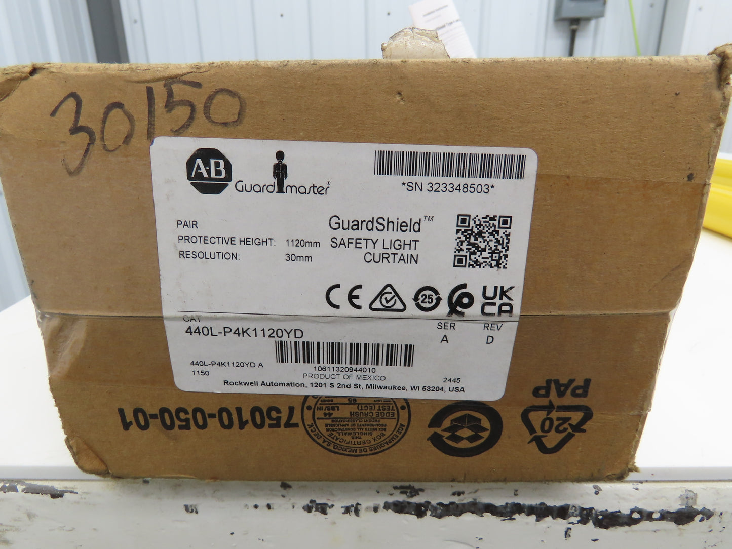 A-B 440L-P4K1120YD Guardshield Safety Light Curtain Transmitter/Receiver Set