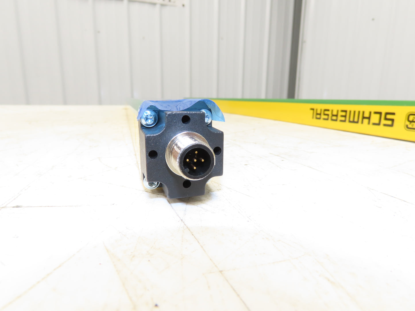 Schmersal SLC440COM-ER-0890-14 Safety Light Curtain Transmitter & Receiver Set