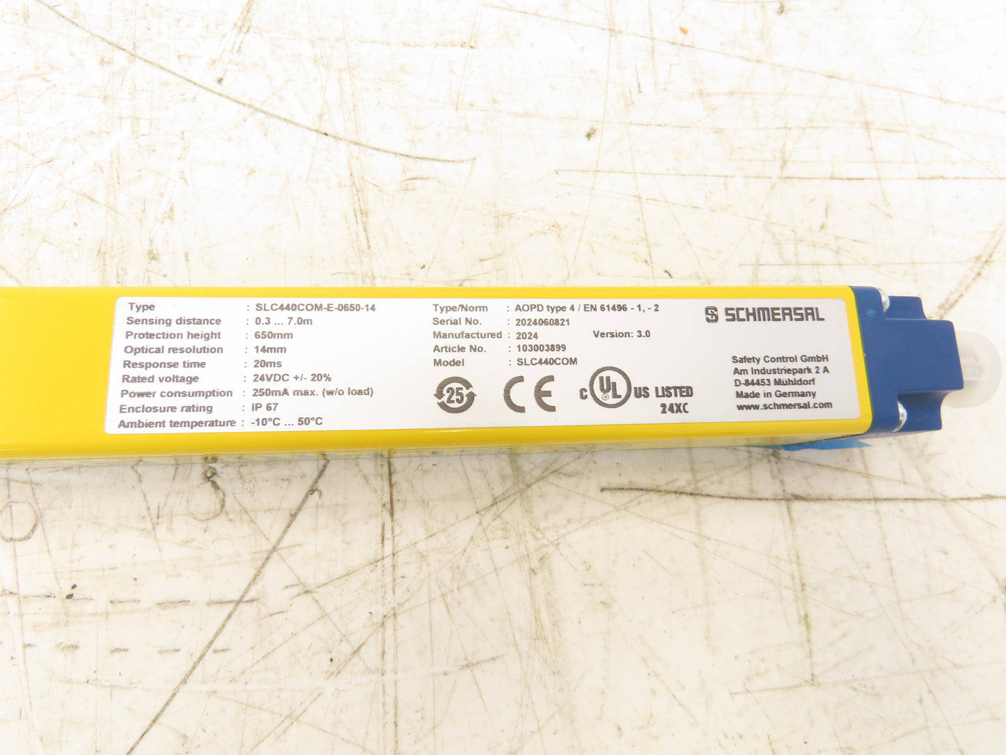 Schmersal SLC440COM-R-0650-14 Safety Light Curtain Transmitter & Receiver Set