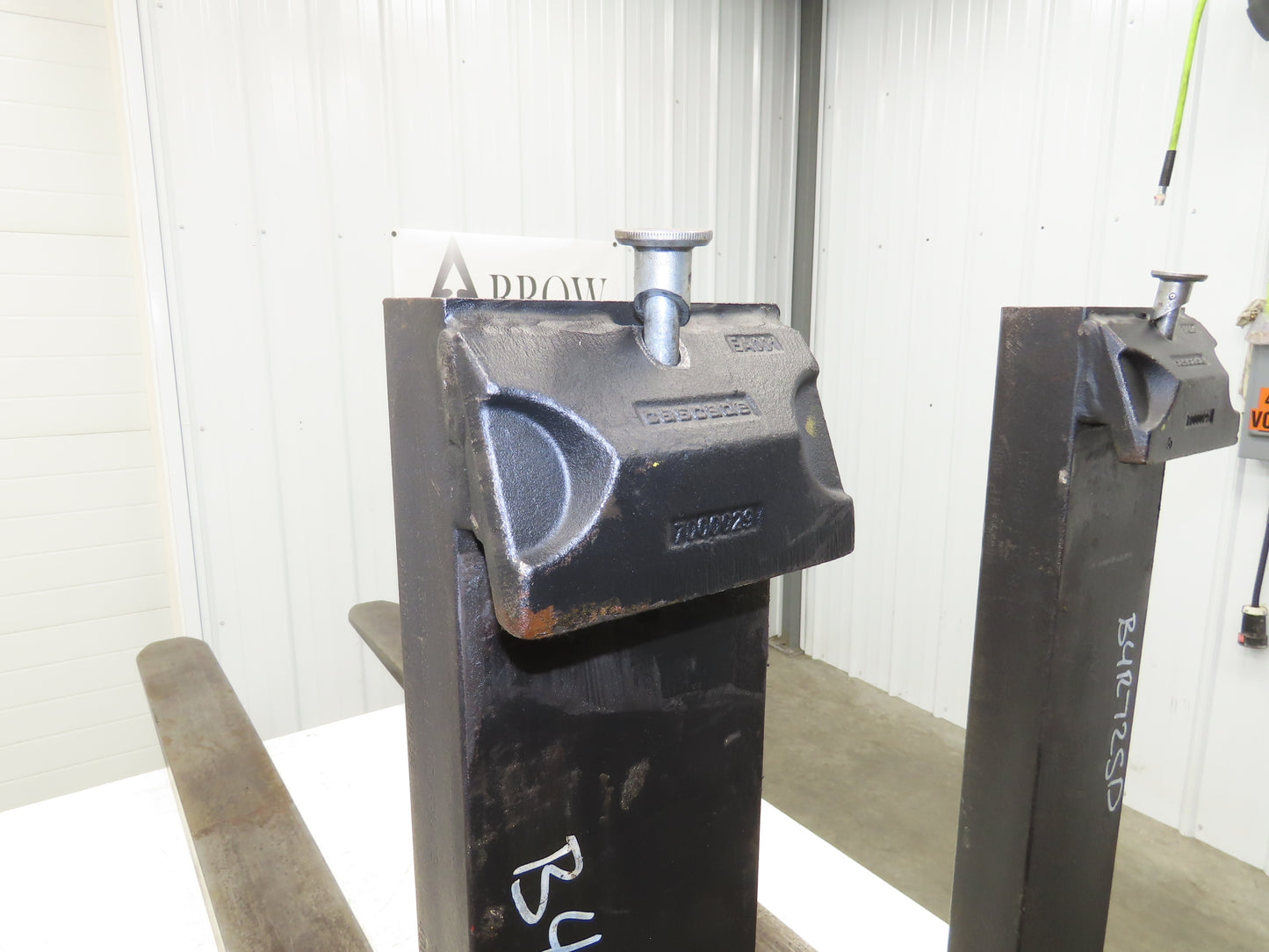 Cascade 6x72" Class 4 Steel Forklift Forks 25" Carriage 1-Pair 7000029