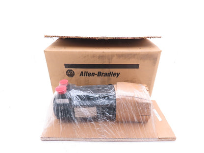 Allen Bradley 1326AB-B420H-21 AC Servo Motor 460V 3PH