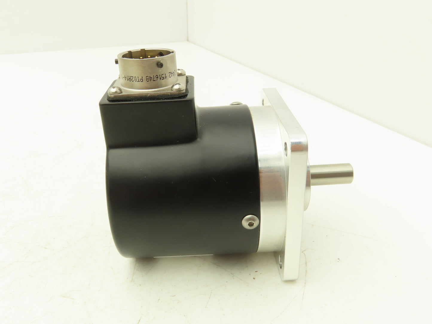 Allen Bradley 845D-SJDZ25ADCK5 Absolute Rotary Encoder 3/8" Shaft 360PPR 	Ser B