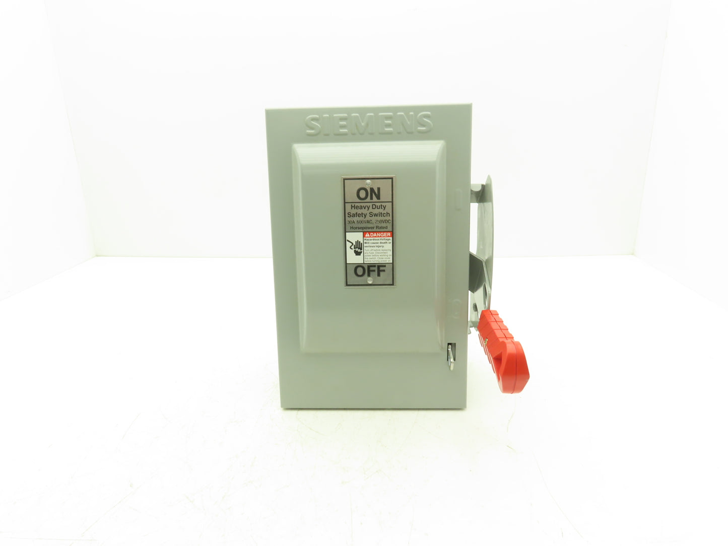 Siemens HNF361 Heavy Duty Safety Disconnect Switch 3P 30A 600VAC 250VDC