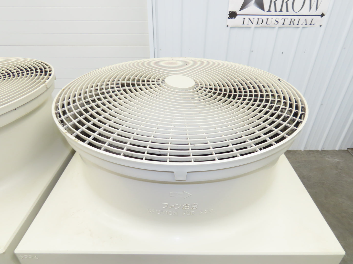 Daikin Coolant Water Chiller Temp Regulator 200/220V 3Ph 19kw HFC
