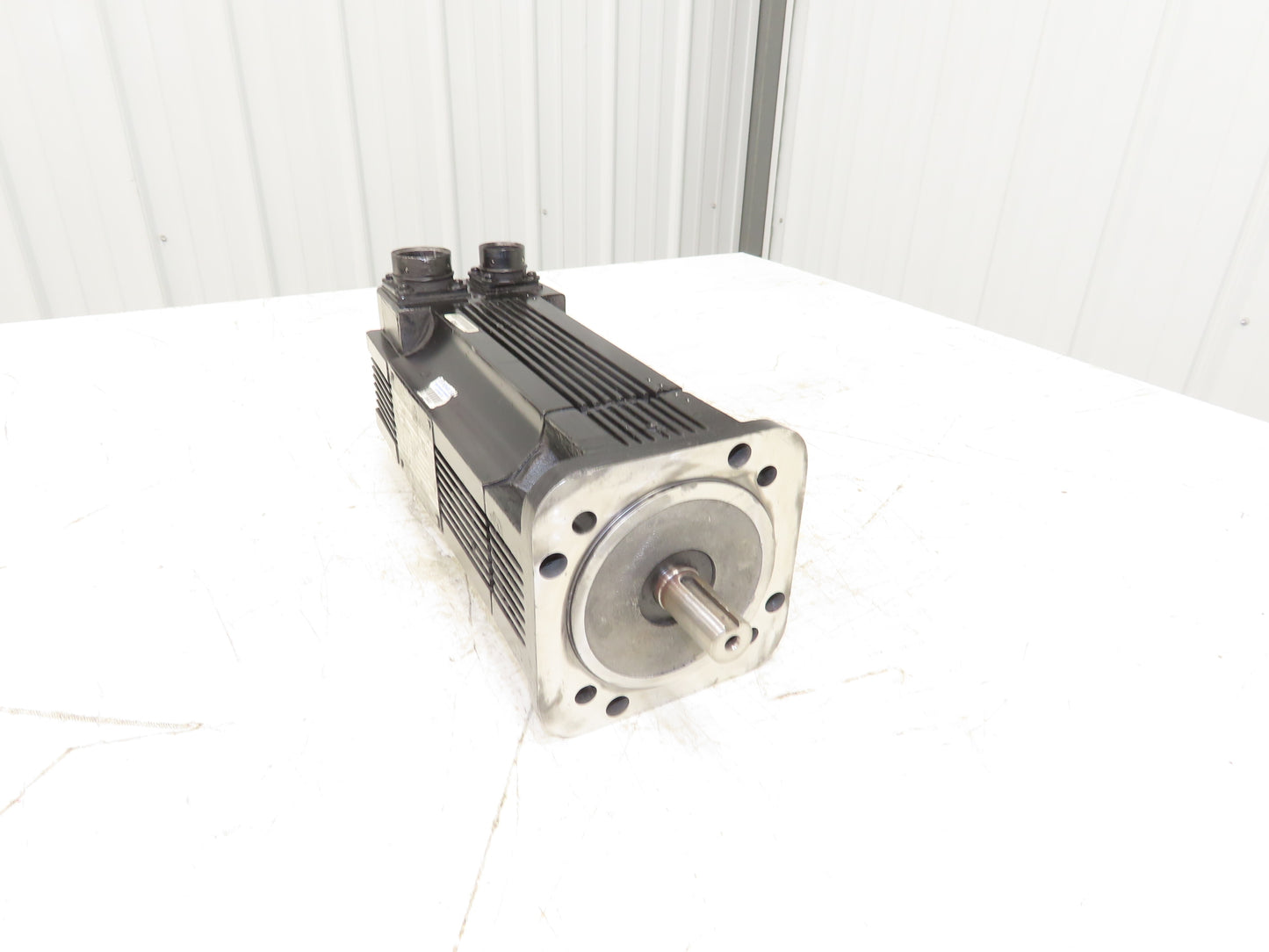 Reliance Electric 1326AB-B420H-21-SERIES C Servo Motor 1.74/2.08kW 5000/6000RPM