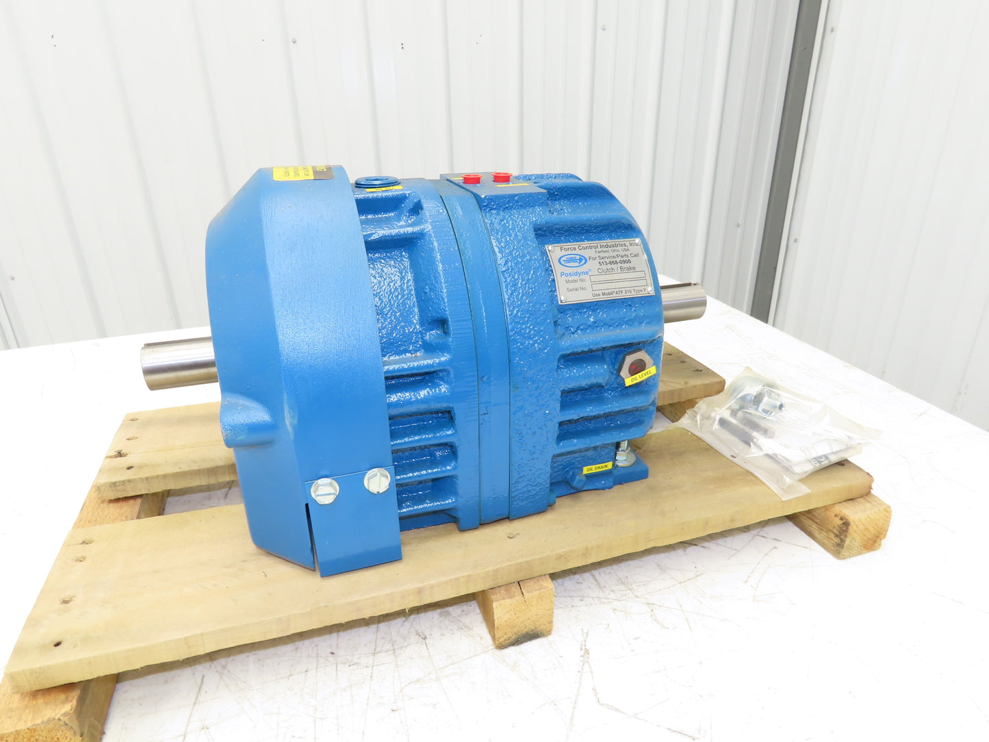 Force Control Posidyne 2.5-1S1-H5Q9 Pneumatic Clutch Brake 1-3/8" Shaft