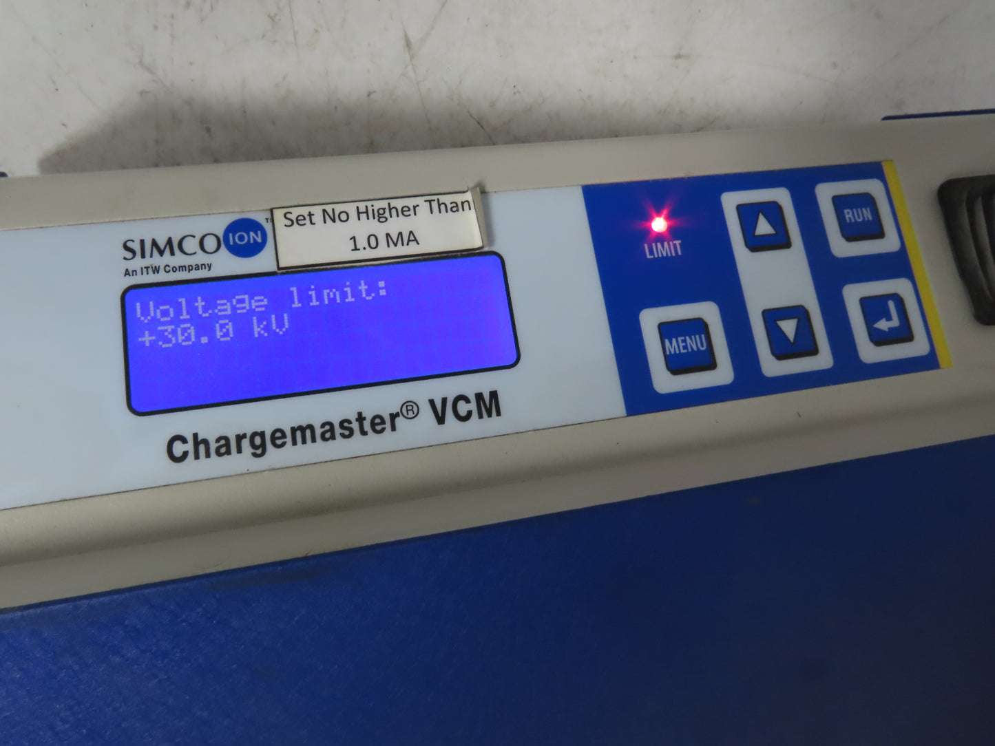 SIMCO ION VCMBP30-P Chargemaster Generator 85-264VAC 3.2A 30kV 5mA Positive
