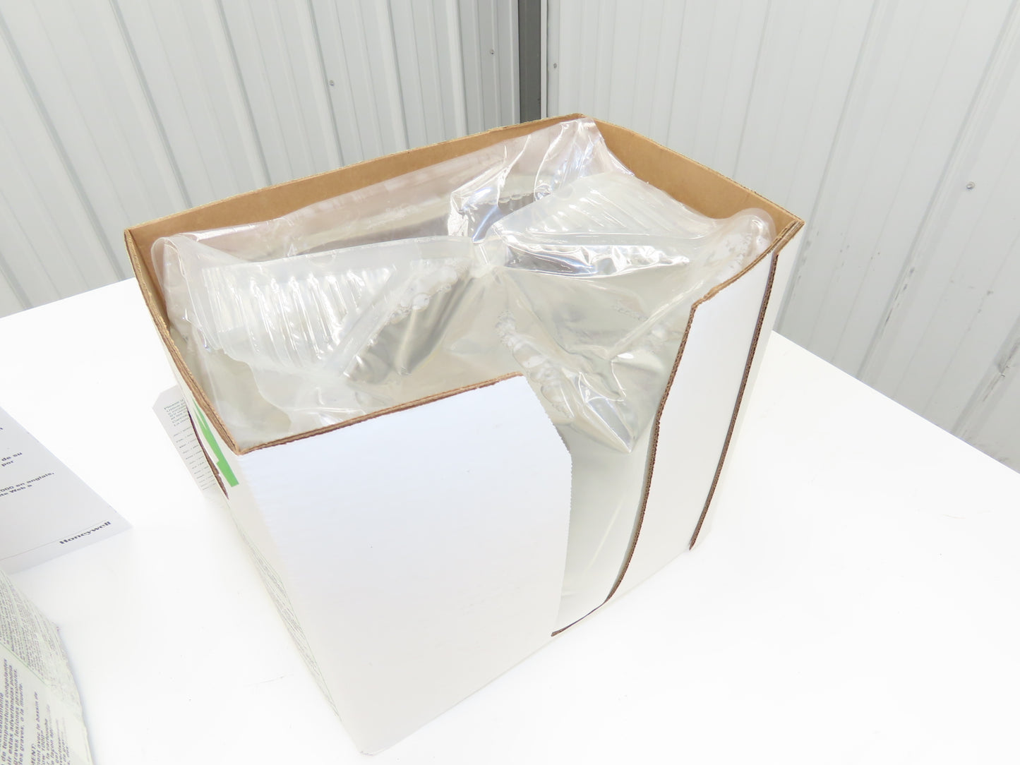 Honeywell 320010500000 Eyesaline 3.8 Gallon Eye Wash Solution Cartridge Box of 2