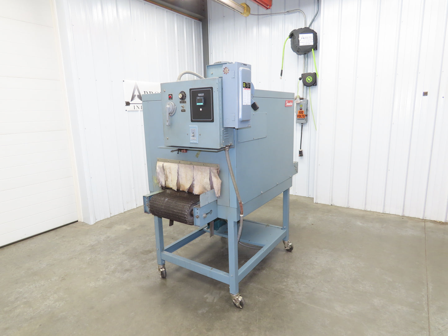 Shanklin T-7XL Heat Shrink Tunnel 230V 3Ph 36A 7x16" Adjustable Conveyor Speed