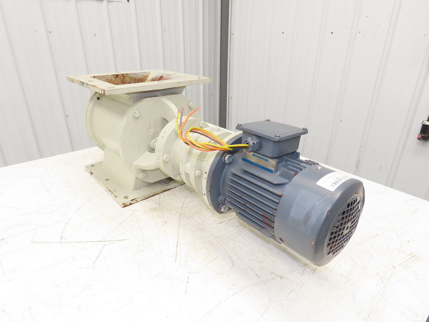Rotary Airlock Feeder Valve 10x10" Square Flange 1Hp 480V 3PH Direct Drive