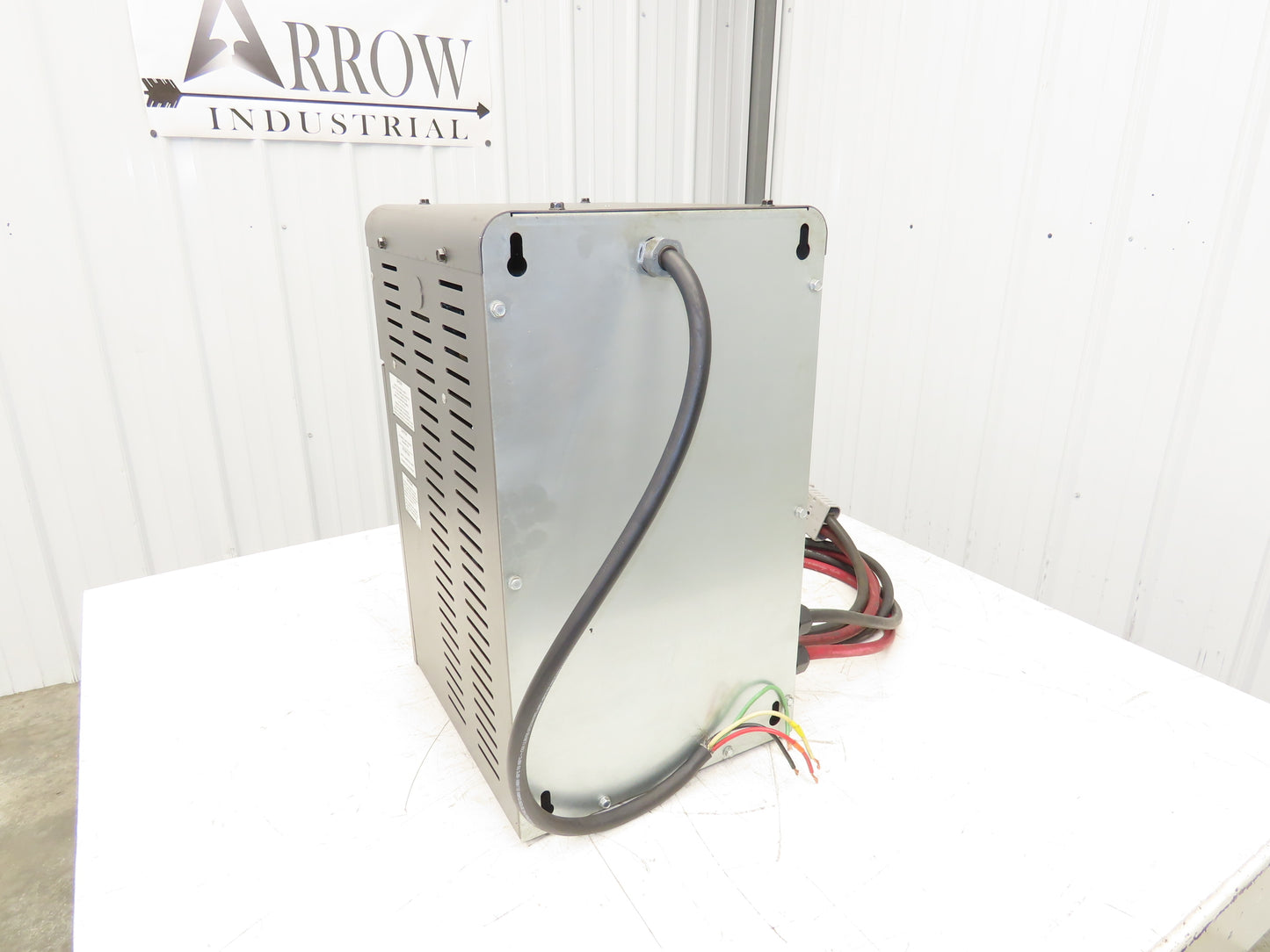 Xtreme Power HF Forklift Battery Charger 36-1A2B-E3 36V 250A 480V 3Ph