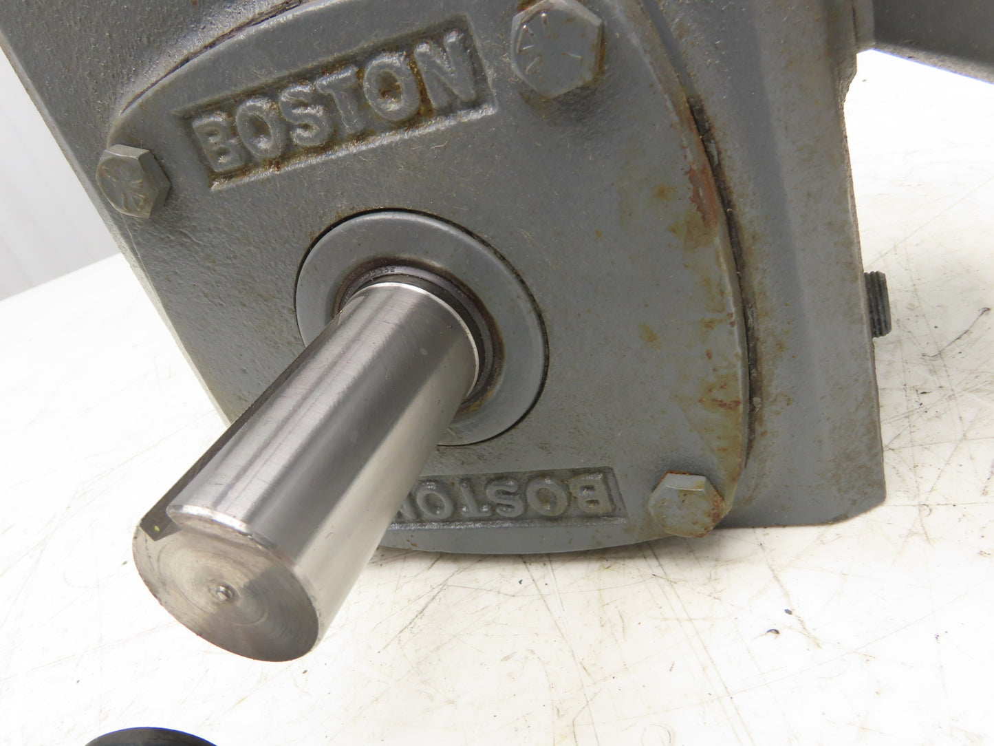 Boston Gear F72460B5G Worm Gearbox 60:1 Reducer 29rpm .7Hp 56C LH Output