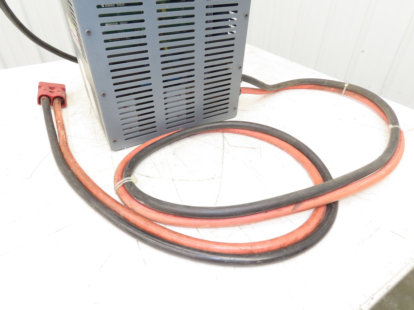 Enersys Enforcer Impaq Forklift Battery Charger 24/36/48V 480V 3Ph 2000ah