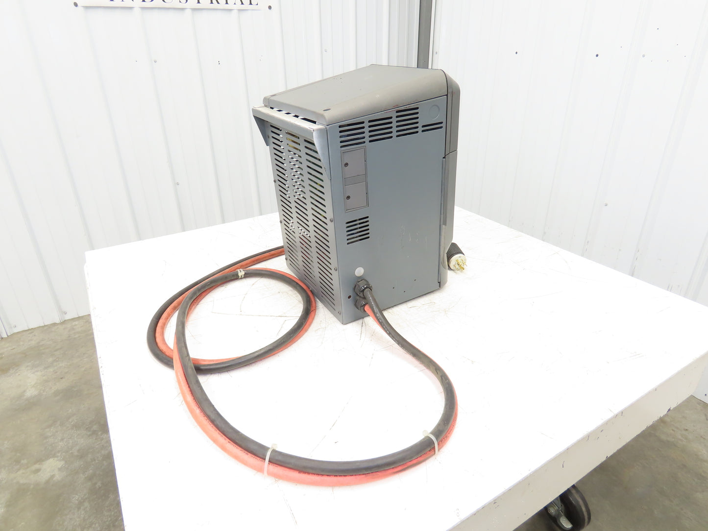 Enersys Enforcer Impaq Forklift Battery Charger 24/36/48V 480V 3Ph 2000ah