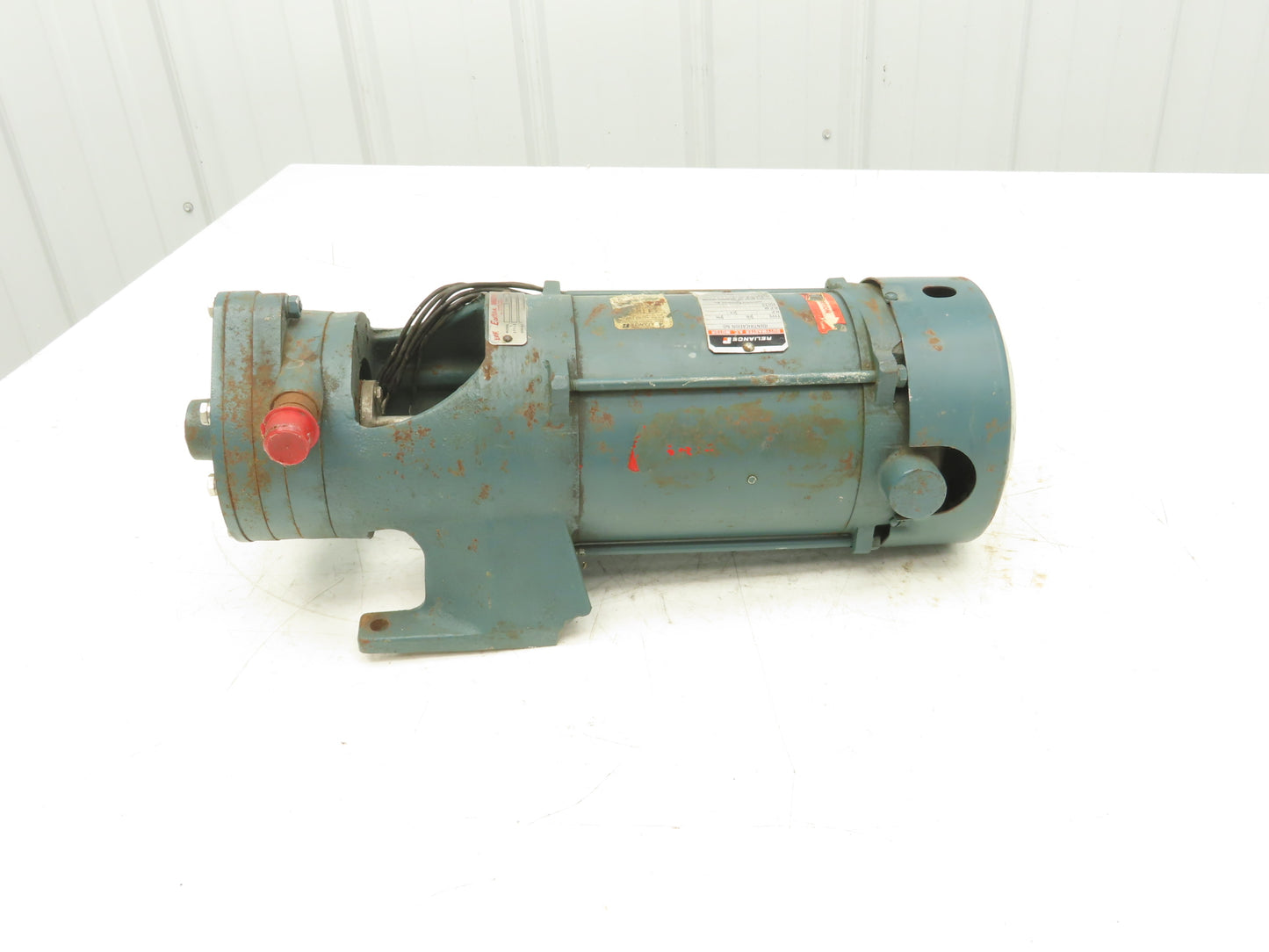 Reliance Eastern 2J-34-D Centrifugal Pump 1/2"NPT 3/4Hp 115/230V 1PH Broken Foot-