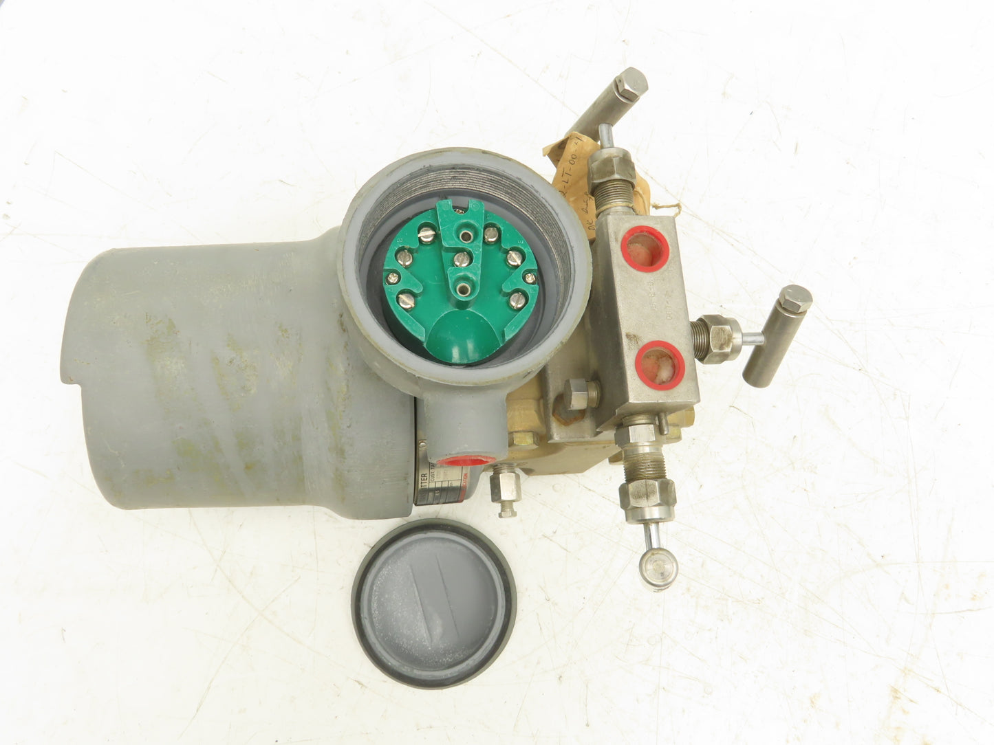 Foxboro E13DM Electronic Pressure Transmitter 0-100"H2o 2000psi 65-100VDC