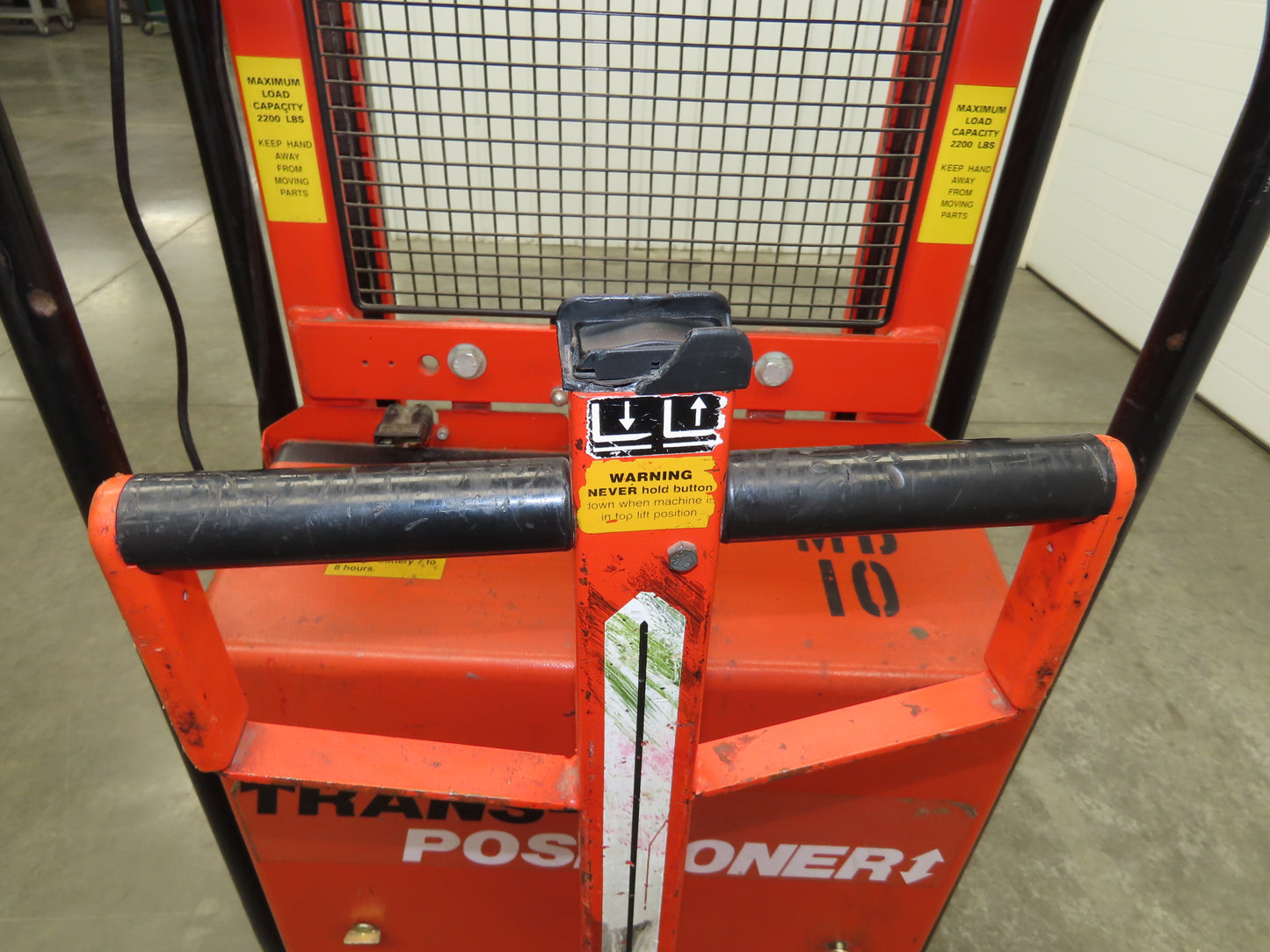 Interrthor LL1000TE TransPositioner Electric Pallet Lift 2200lbs 36" Height 12V