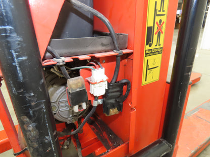 Interrthor LL1000TE TransPositioner Electric Pallet Lift 2200lbs 36" Height 12V