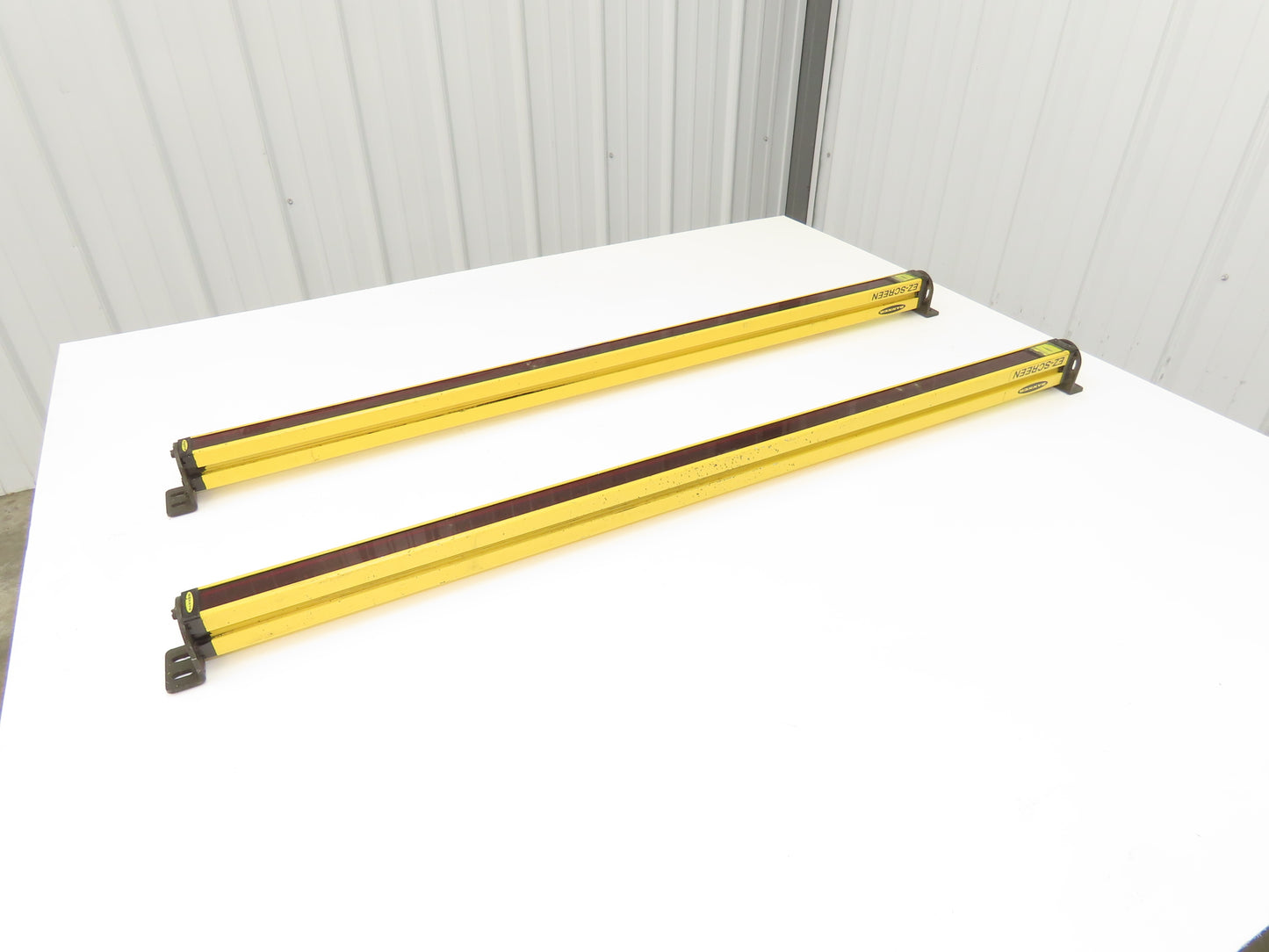 Banner EZ-SCREEN Light Curtain Transmitter Receiver Set 900mm 20 ft Range