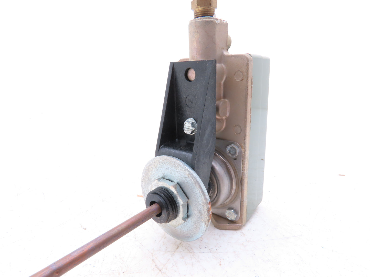 Johnson Controls T-3610-1002 Pneumatic Low Limit Thermostat 18" Element