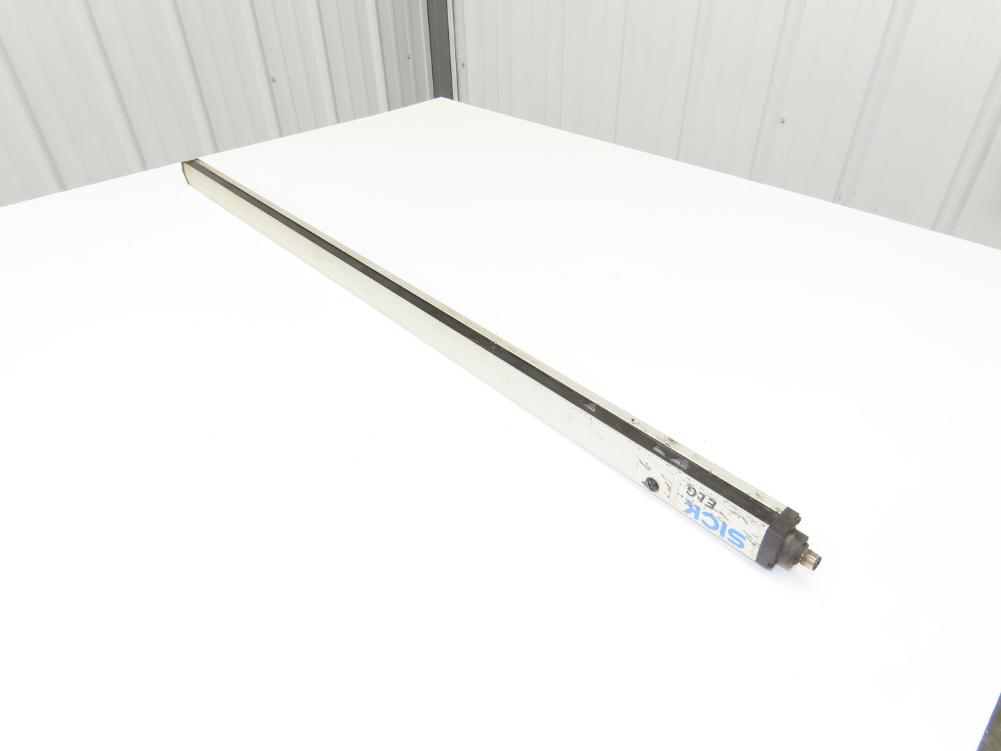 Sick Light Curtain Receiver 900mm Protected Height 16 Beams 15-30V -NEEDS REPAIR