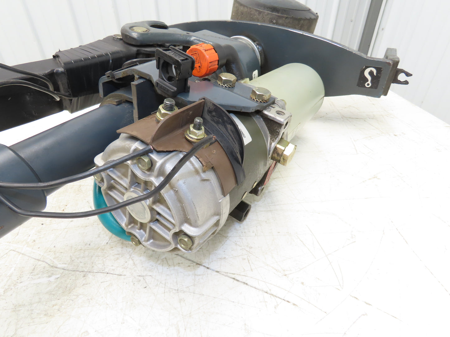 Multiton TMXE27X45 Tiller Handle Off Electric Pallet High Lift 2200lb 32" Height