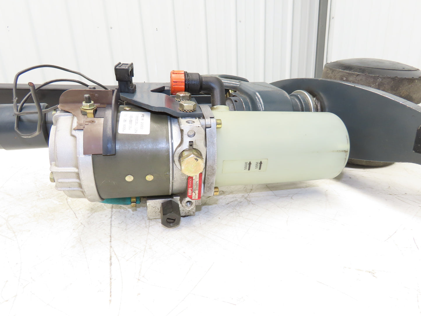 Multiton TMXE27X45 Tiller Handle Off Electric Pallet High Lift 2200lb 32" Height