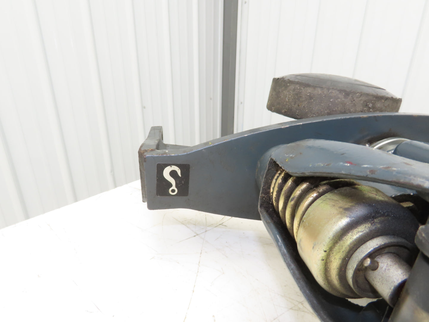 Multiton TMXE27X45 Tiller Handle Off Electric Pallet High Lift 2200lb 32" Height