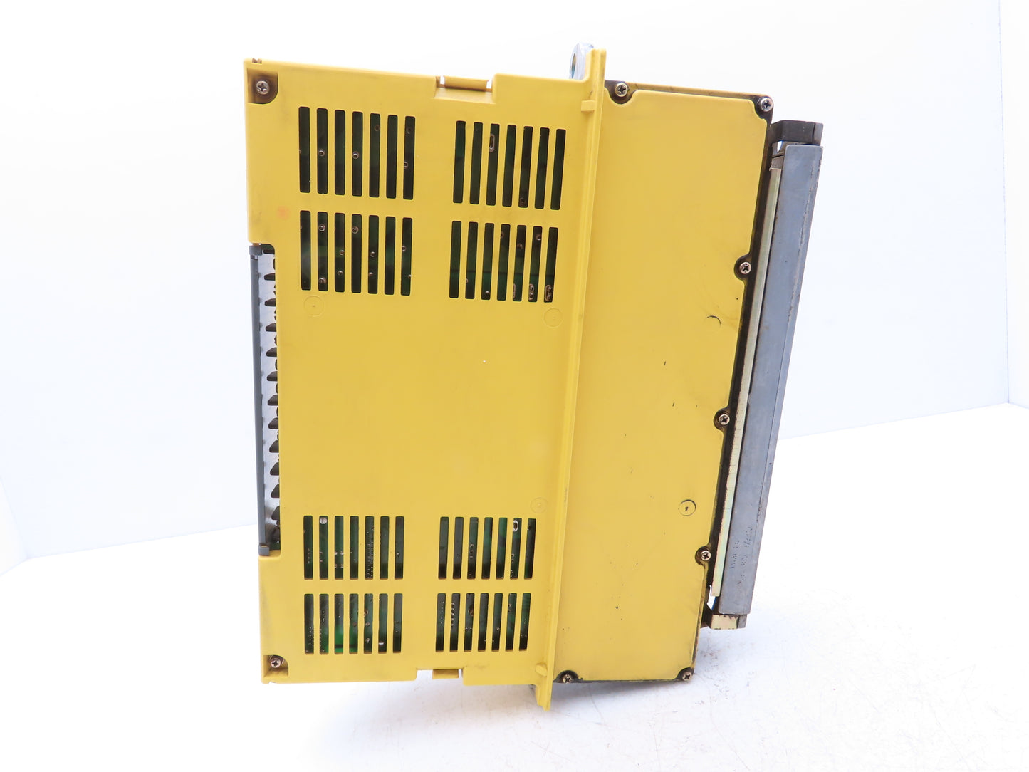 Fanuc A06B-6089-H104 Fanuc Servo Amplifier Unit 230VAC 3Ph 12.5A Ser E