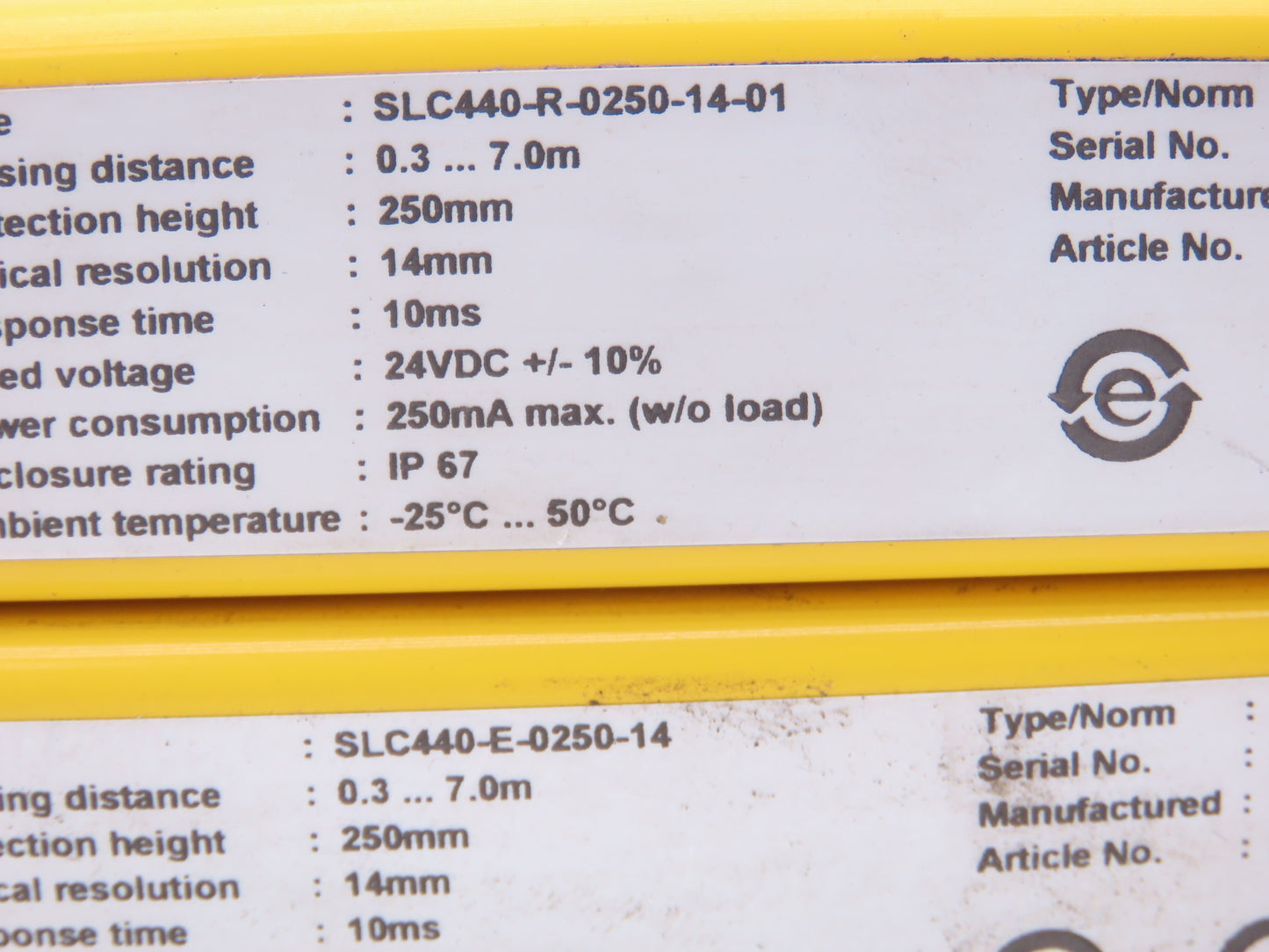 Schmersal SLC440-ER-0250-14-01 250mm Light Curtain Transmitter & Receiver Set