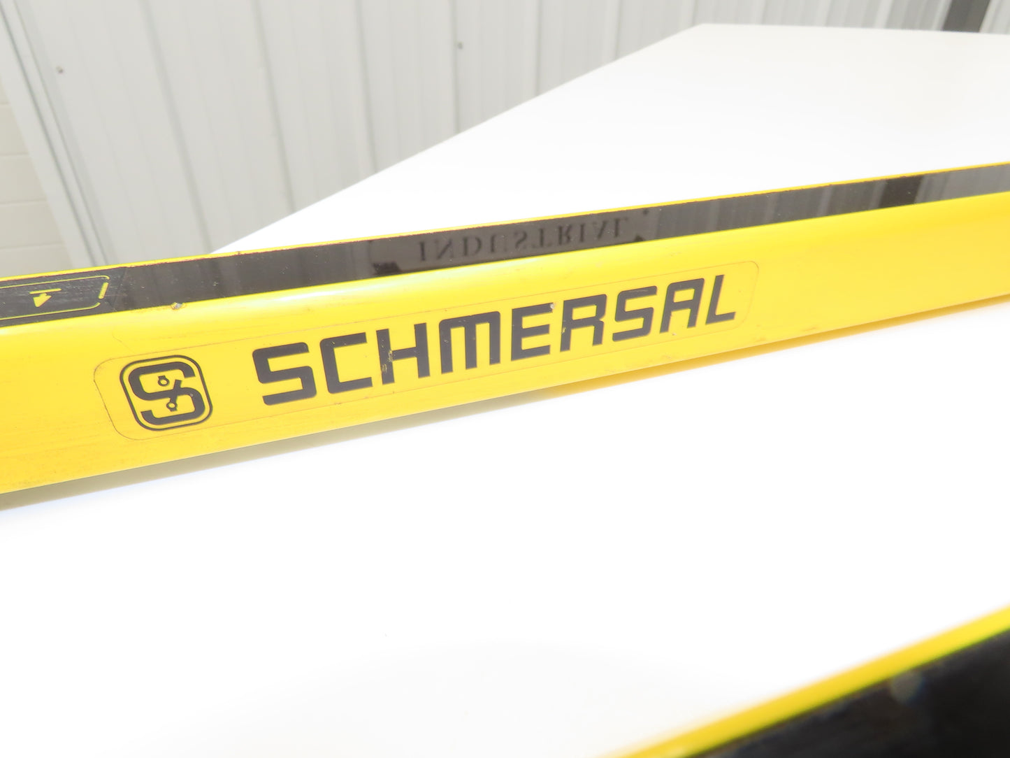 Schmersal SLC440-ER-1450-14-01 Safety Light Curtain Transmitter & Receiver Set