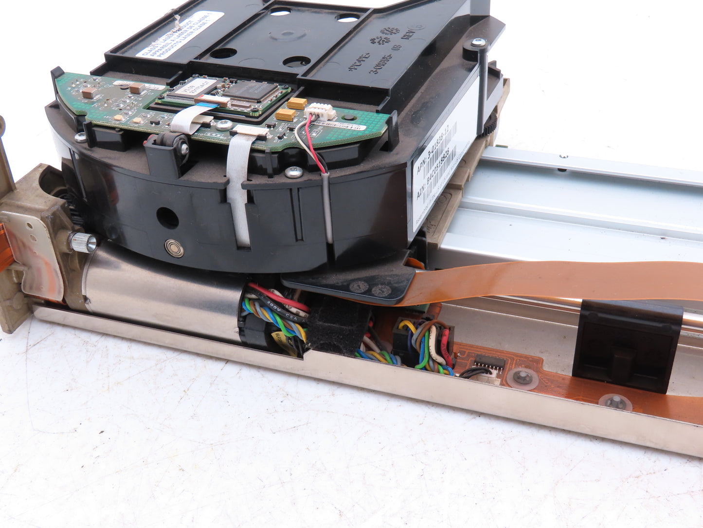 IBM 3-01838-12 Quantum Scaler Picker Robot Assembly Gripper Tape Picker