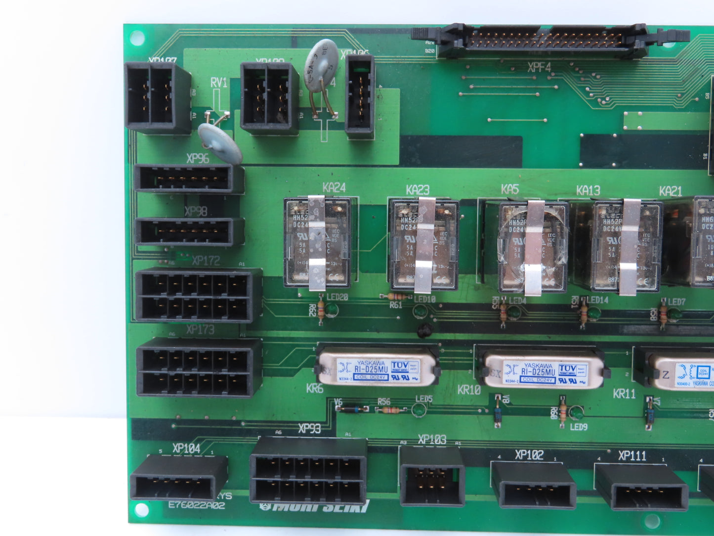 Mori Seiki E76022A02 Printed Circuit Board PCB Relay Module AP-DTP-RYS