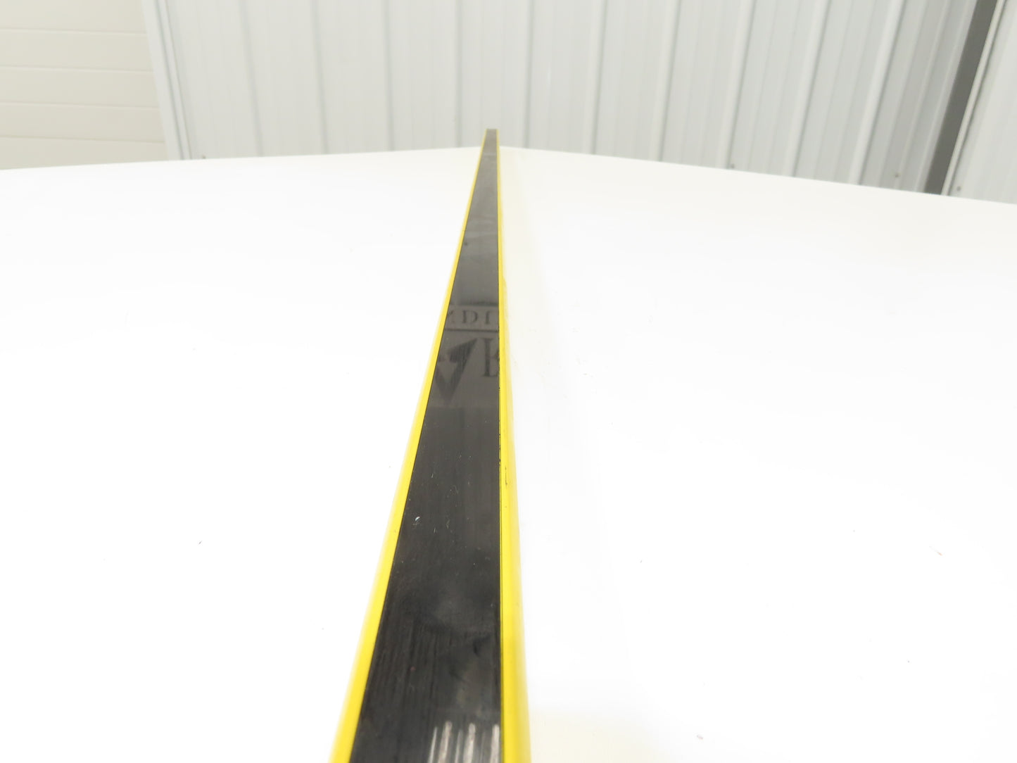 Schmersal SLC440 1450mm Safety Light Curtain Receiver Only 24VDC -Damaged Lens